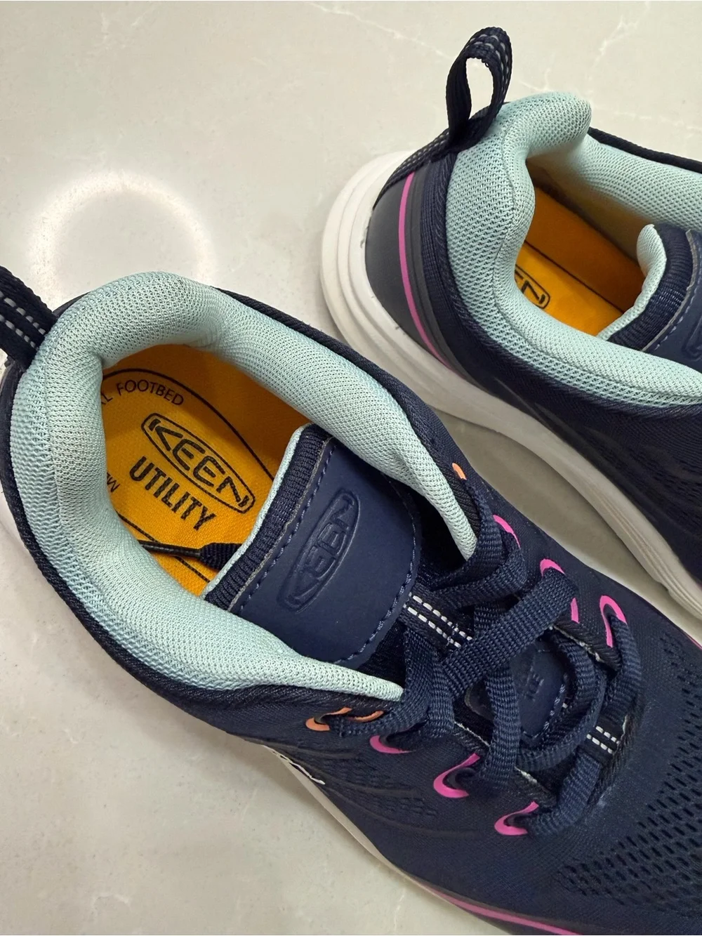 KEEN Utility Minneapolis Women's Carbon Safety Toe Work Sneaker Navy Pink, 9